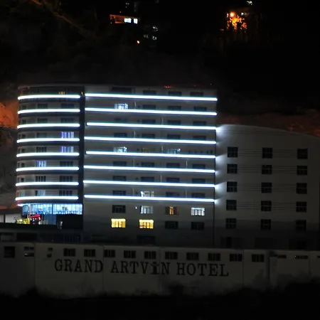 Grand Hotel 4*