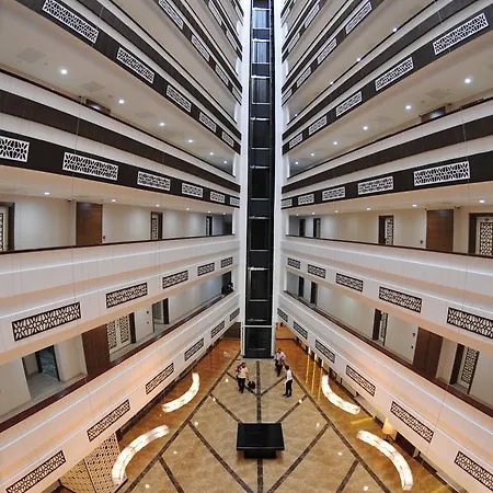 Hotel Grand