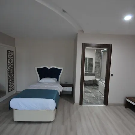 Hotel Grand 4*