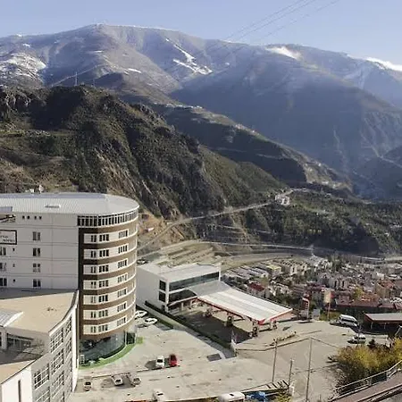 Grand Hotel 4*
