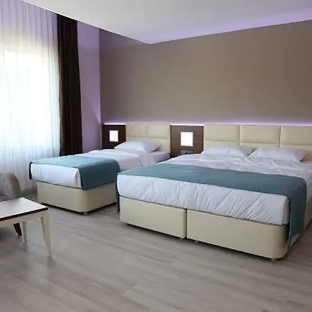Hotel Grand 4*